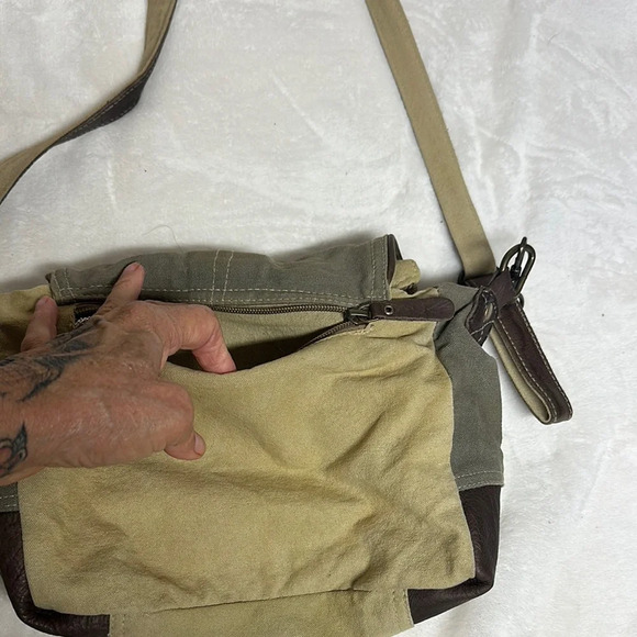 Myra Bag Tan and Gray Crossbody Bag with Adjustable Strap - Picture 3 of 13